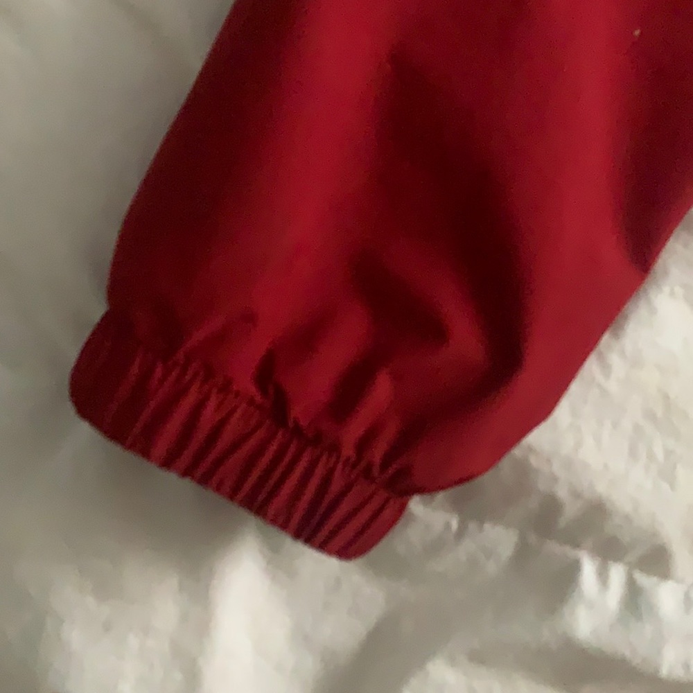 Red jacket - Picture 2 of 6
